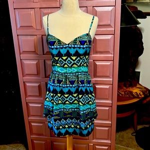Vintage~BEBE (M) Turquoise/Black Print,double layer hem, thin Strap,Elastic back